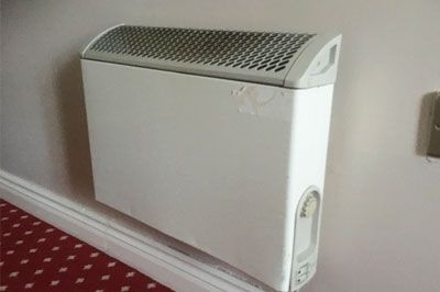 convecteur électrique Riscaldamento per convezione: rimescolamento dell'aria ambiente e degli allergeni